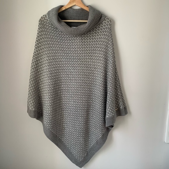 Calvin Klein Sweaters - Calvin Klein Cowl Neck Poncho One Size